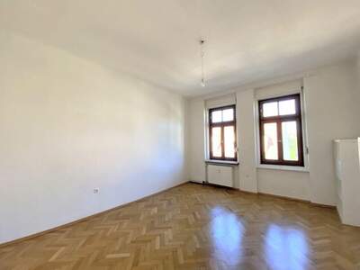 Altbauwohnung mit Balkon mieten in 8010 Graz (Bild 4)