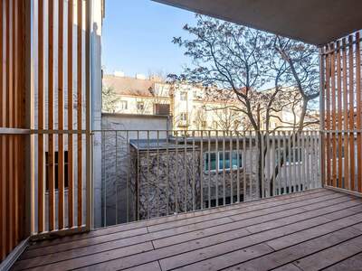 Wohnung mit Balkon mieten in 1050 Wien