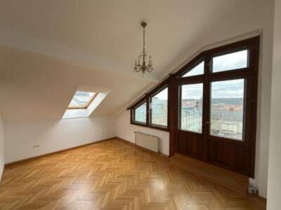 Altbauwohnung mieten in 1140 Wien (Bild 2)