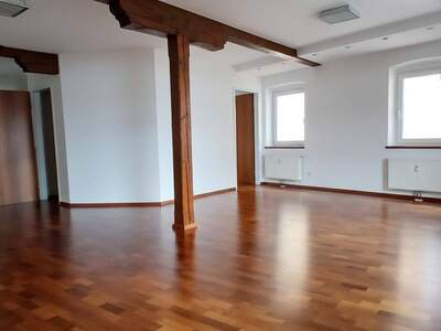 Gewerbeobjekt mieten in 5760 Saalfelden