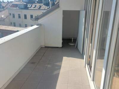 Wohnung mit Balkon mieten in 4600 Wels (Bild 2)