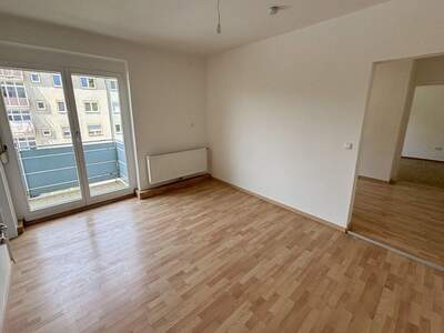 Wohnung mit Balkon mieten in 8740 Zeltweg (Bild 2)