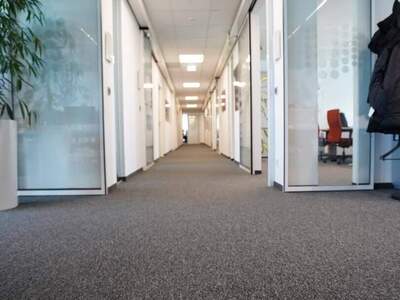 Gewerbeobjekt mieten in 8074 Raaba