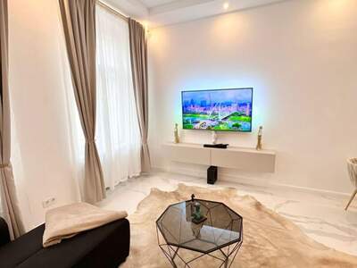 Altbauwohnung kaufen in 1160 Wien (Bild 2)