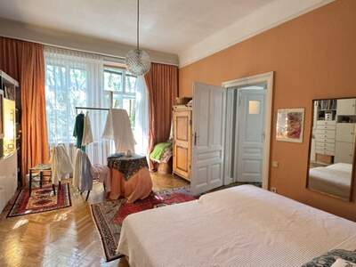 Altbauwohnung kaufen in 1180 Wien (Bild 3)