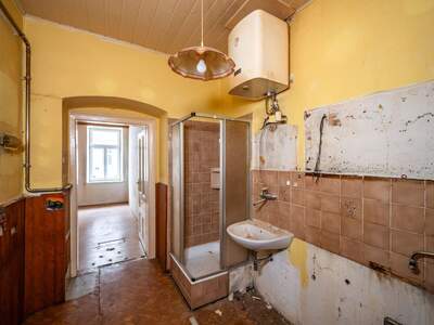 Altbauwohnung kaufen in 1160 Wien (Bild 4)