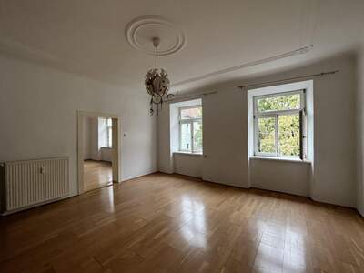 Altbauwohnung mit Balkon mieten in 8020 Graz (Bild 3)