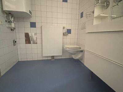 Altbauwohnung mit Balkon mieten in 8020 Graz (Bild 4)