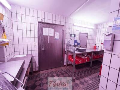 Gewerbeobjekt kaufen in 4650 Lambach (Bild 2)