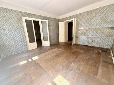 Altbauwohnung mit Balkon kaufen in 1070 Wien (Bild 5)