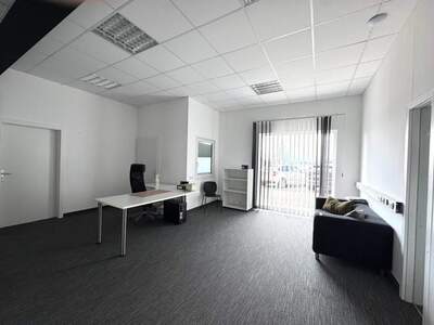 Gewerbeobjekt mieten in 8074 Raaba