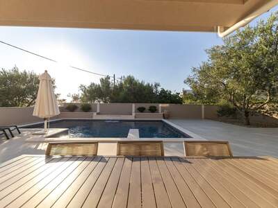 Haus mit Garten kaufen in 23000 Zadar (Bild 5)