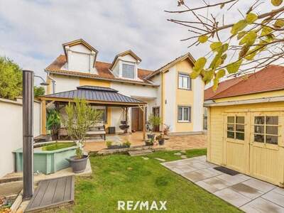 Haus mit Garten kaufen in 7142 Illmitz