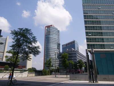 Gewerbeobjekt mieten in 1220 Wien (Bild 1)