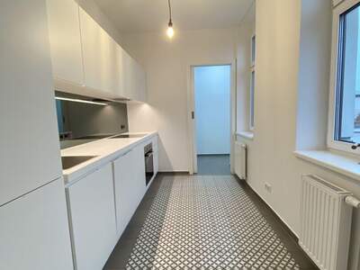 Altbauwohnung mit Balkon mieten in 1070 Wien (Bild 5)