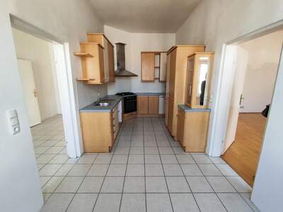 Altbauwohnung kaufen in 1070 Wien (Bild 3)