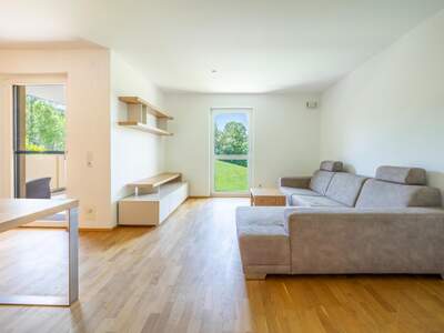 Etagenwohnung mieten in 5322 Hof