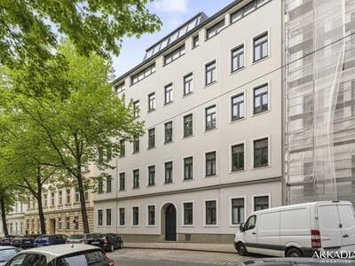 Altbauwohnung mit Balkon kaufen in 1090 Wien (Bild 1)