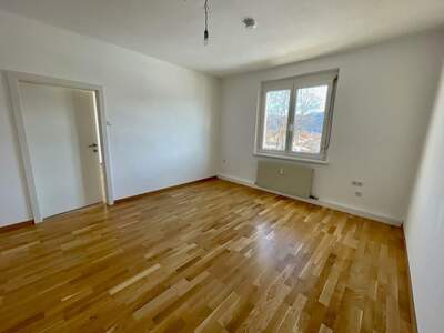 Wohnung mit Balkon mieten in 8720 Knittelfeld (Bild 2)