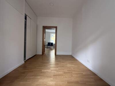 Altbauwohnung mit Balkon mieten in 8020 Graz (Bild 5)