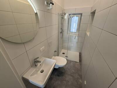 Altbauwohnung mit Balkon mieten in 8020 Graz (Bild 5)