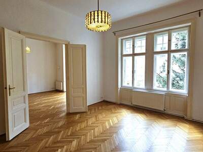 Altbauwohnung mit Balkon mieten in 1140 Wien (Bild 2)