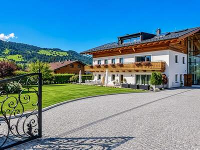 Terrassenwohnung kaufen in 6370 Kitzbühel (Bild 1)