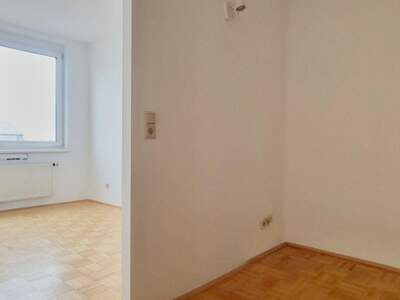 Wohnung mit Balkon mieten in 4600 Wels (Bild 2)