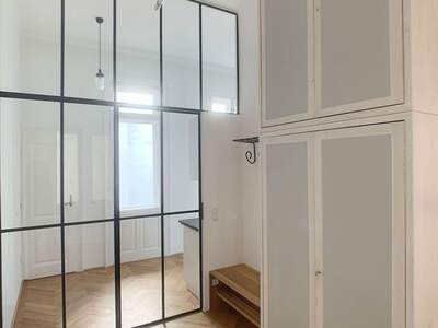 Altbauwohnung mieten in 1080 Wien (Bild 1)