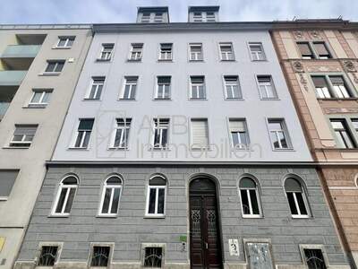 Altbauwohnung mit Balkon mieten in 8020 Graz (Bild 1)