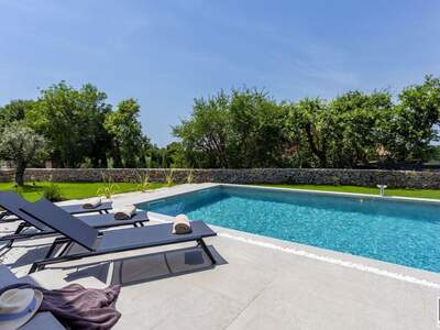 Haus kaufen in 52342 Smoljanci (Bild 3)