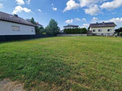 Grundstück mieten in 2104 Spillern