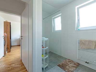 Wohnung kaufen in 8054 Pirka (Bild 4)