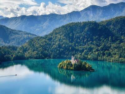 Haus mit Garten kaufen in 4260 Bled (Bild 1)