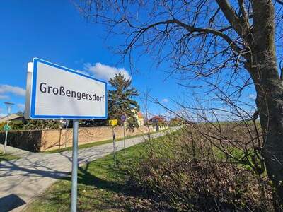 Grundstück kaufen in 2212 Groß