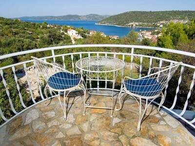 Haus kaufen in 21220 Trogir (Bild 1)