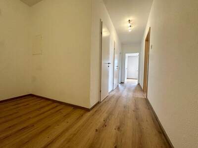 Terrassenwohnung kaufen in 4840 Vöcklabruck (Bild 2)