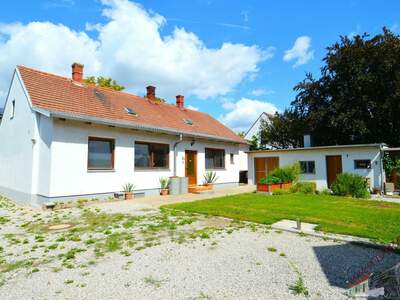 Einfamilienhaus kaufen in 2700 Wr. Neustadt (Bild 2)