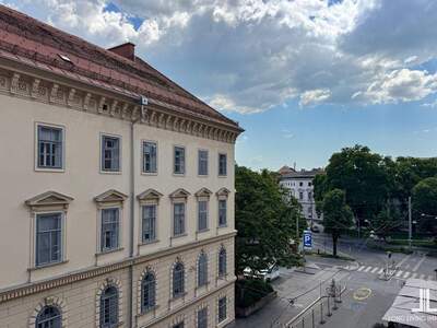 Wohnung mit Balkon kaufen in 8010 Graz (Bild 1)