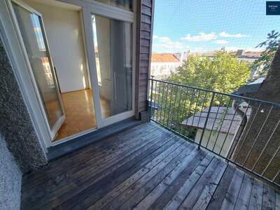 Altbauwohnung mit Balkon mieten in 8010 Graz (Bild 2)