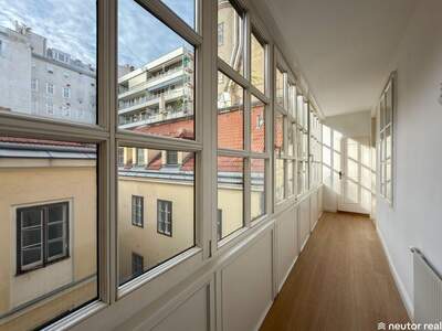Altbauwohnung mieten in 1090 Wien (Bild 2)