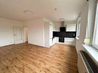 Wohnung mit Balkon kaufen in 8045 Graz