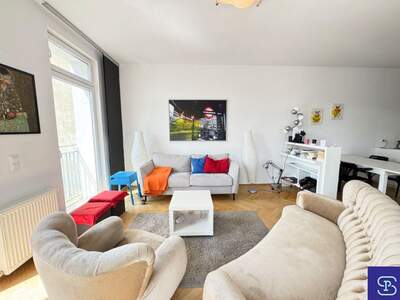 Altbauwohnung mit Balkon kaufen in 1070 Wien (Bild 5)