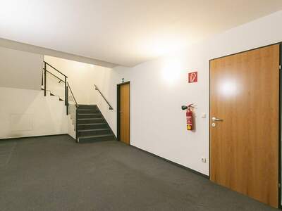 Gewerbeobjekt mieten in 1220 Wien (Bild 3)