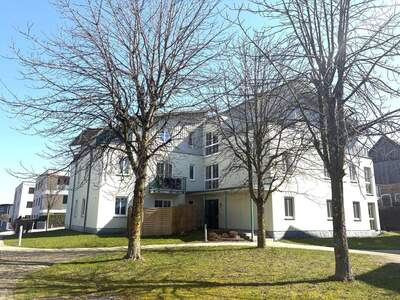 Erdgeschosswohnung kaufen in 4910 Ried