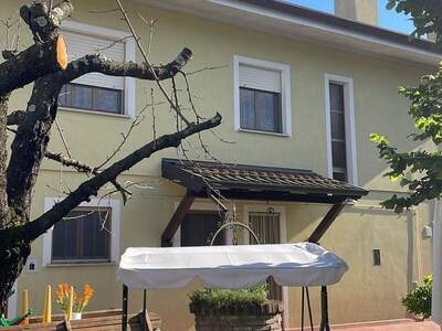 Haus mit Garten kaufen (Bild 2)