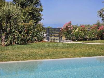 Haus kaufen in 52440 Porec (Bild 2)