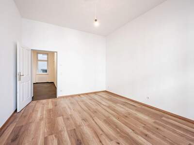 Altbauwohnung kaufen in 1200 Wien (Bild 2)