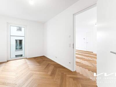 Altbauwohnung mit Balkon kaufen in 1040 Wien (Bild 4)