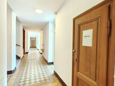 Altbauwohnung mit Balkon kaufen in 1200 Wien (Bild 2)